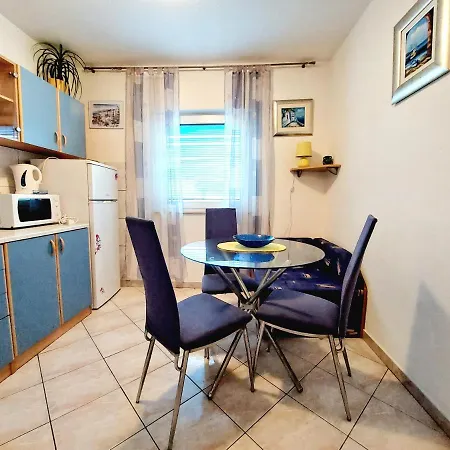 Luna Apartment Baska Voda
